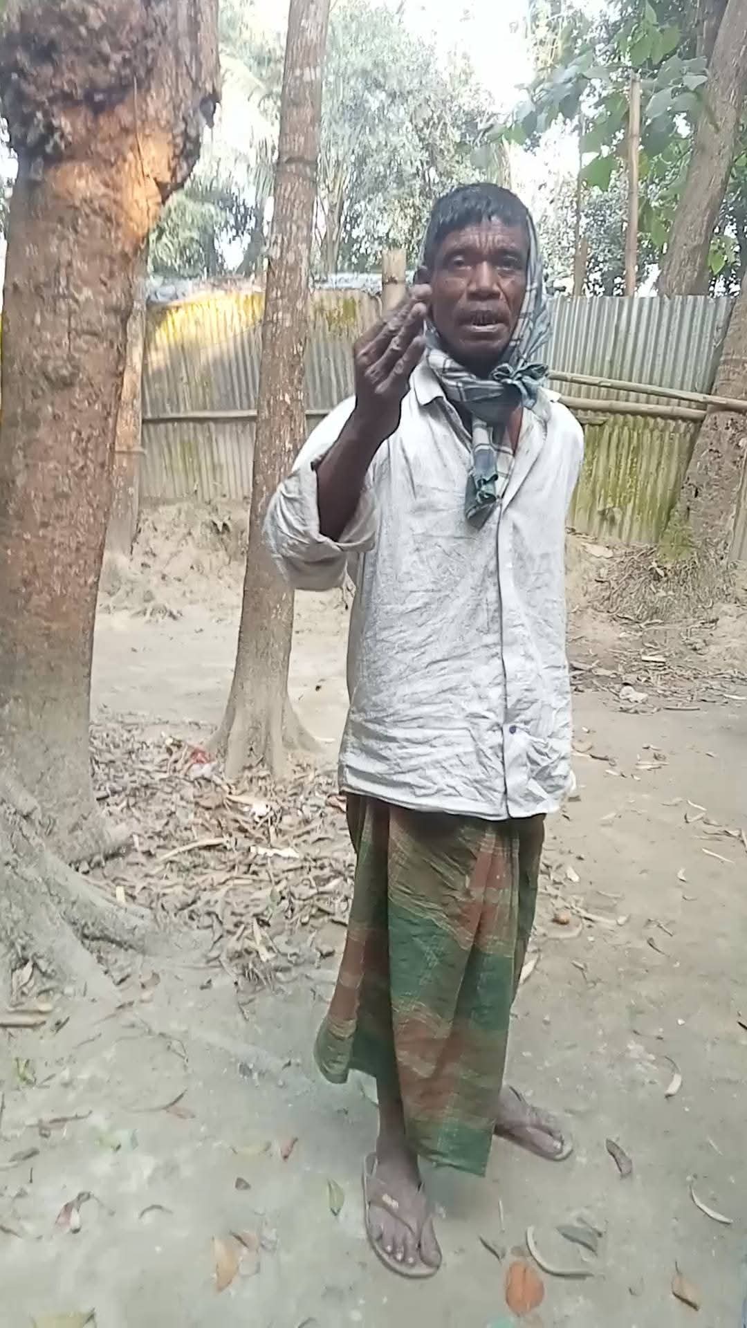 মেলান্দহে দিনমজুর বকুল সেখের বাড়িতে হামলা ও বাঁশ ঝাড় কর্তনের অভিযোগ 